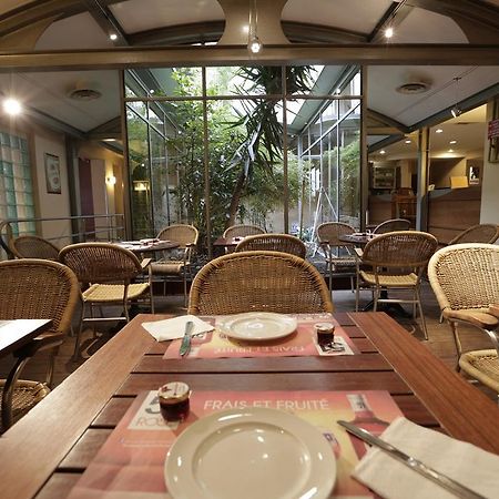 Hotel Au Petit Caporal Maisons-Alfort Exterior photo